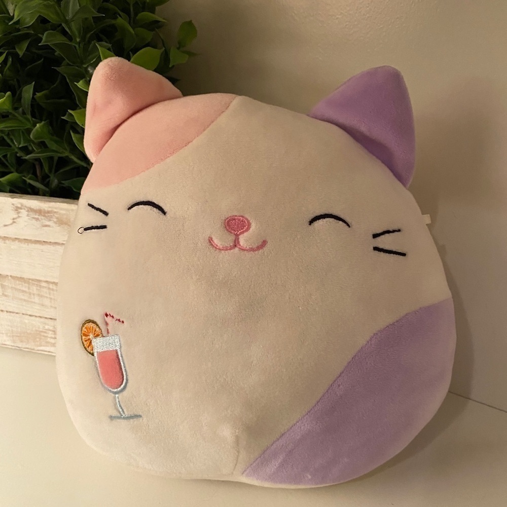 Squishmallows~8”~Carlota the Pink and Purple Calico Cat Summer Squad W/Drink